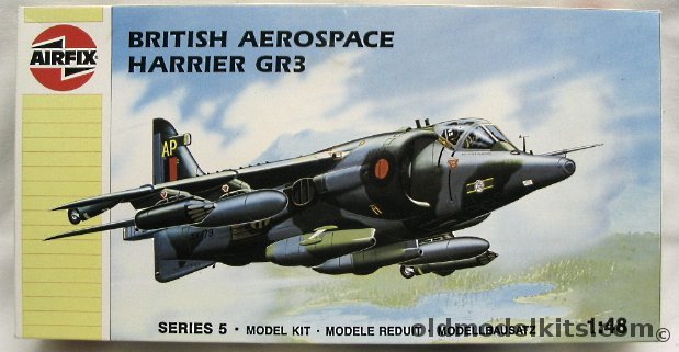 Airfix 1/48 Harrier GR 3 - 3 Sqn Gutersloh 1983 / 1 Sqn Wittering 1985, 05102 plastic model kit